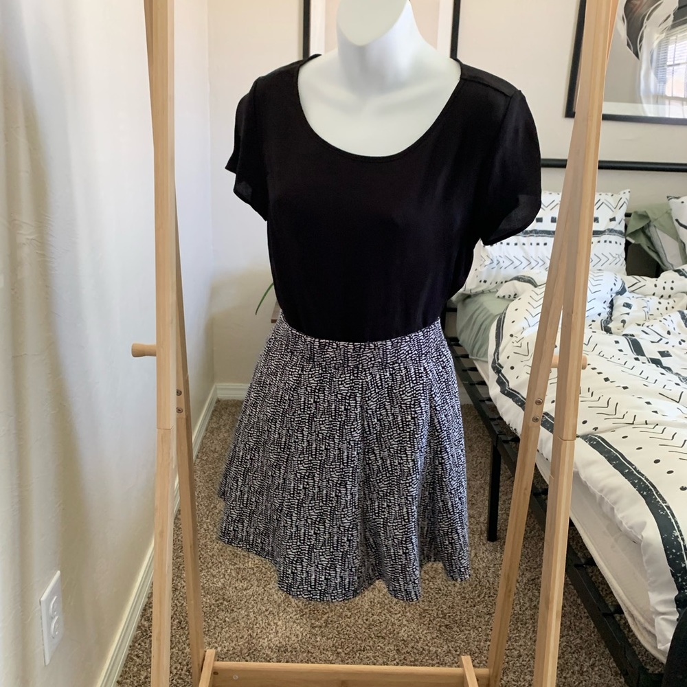 🚫SOLD Forever 21 circle skirt